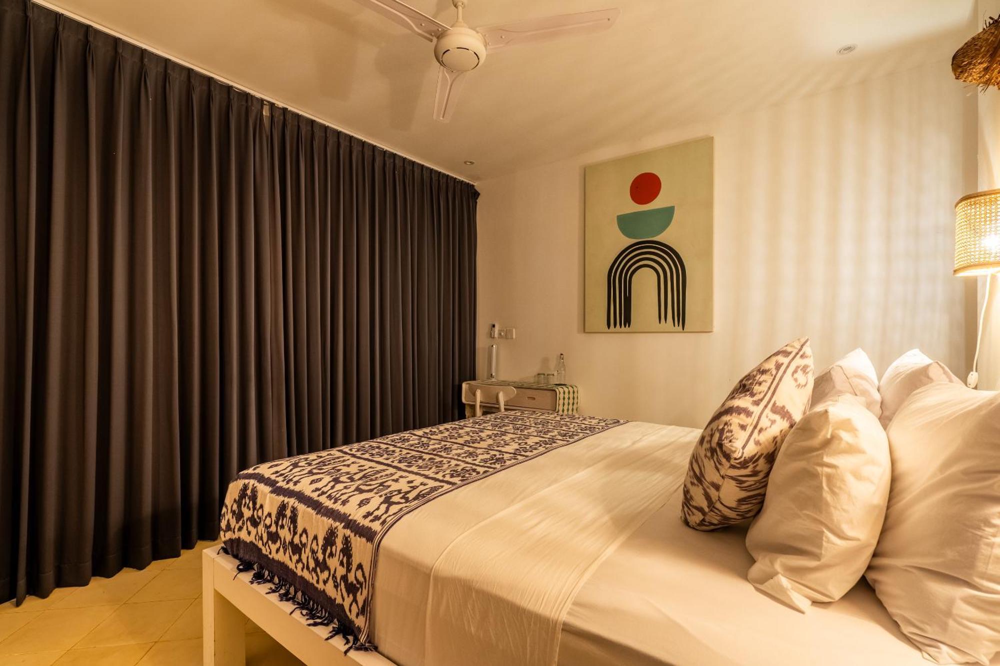 Senang Resort Tianyar Exterior foto