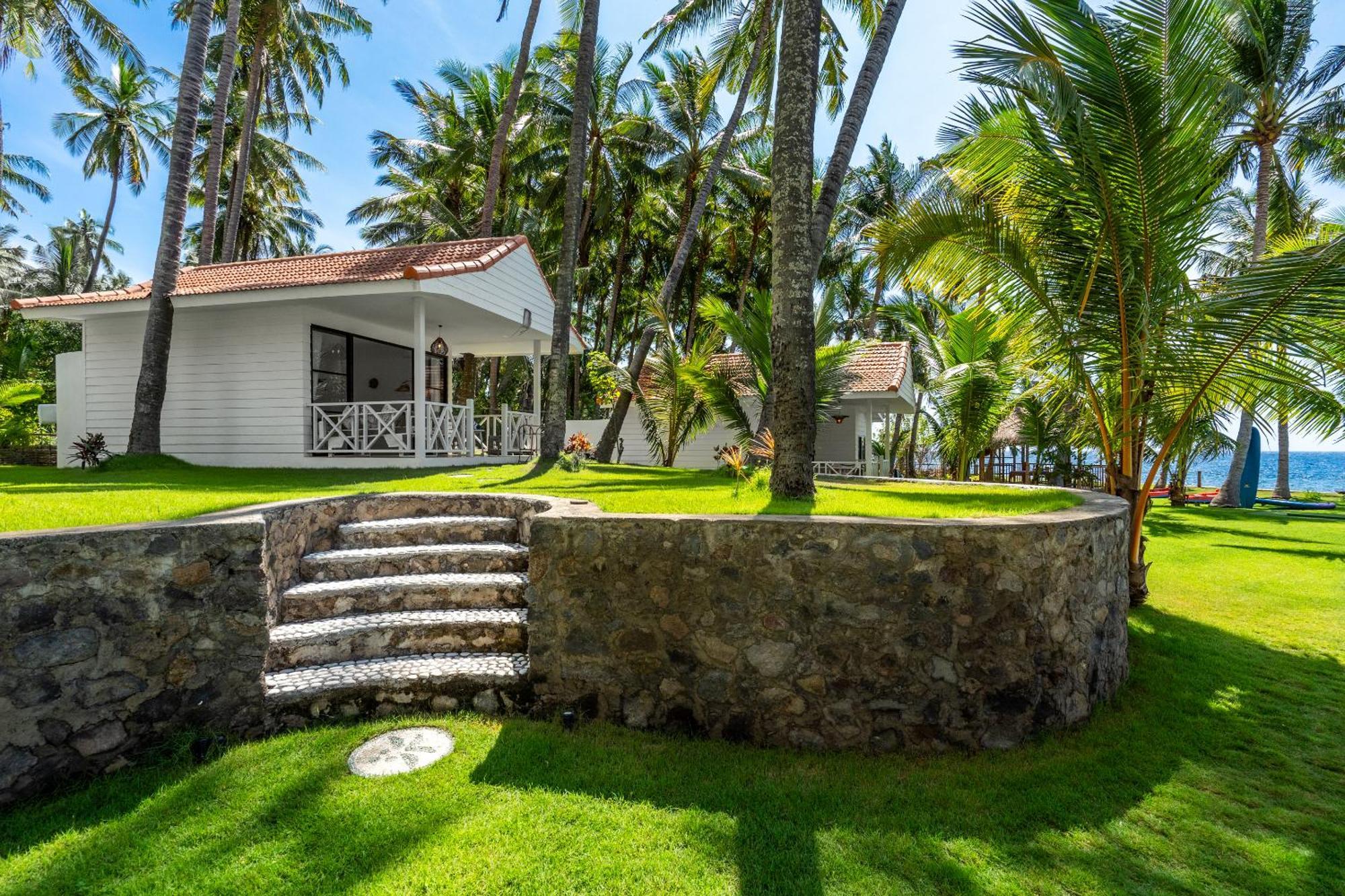 Senang Resort Tianyar Exterior foto