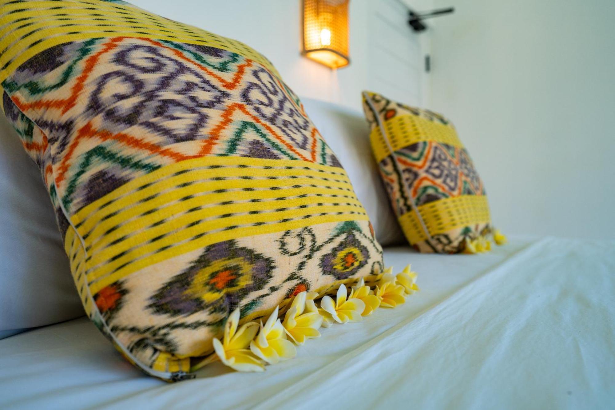 Senang Resort Tianyar Habitación foto